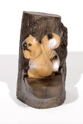 Franzbogen Eichhrnchen 3D-Tier mit Baumstamm